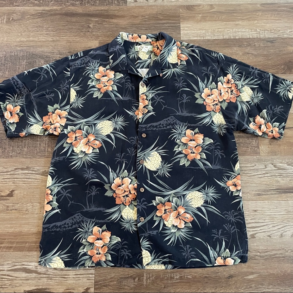 Tommy Bahama silk pineapple button Hawaiian shirt L
